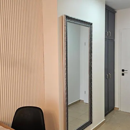 Vladan * Σωζόπολη